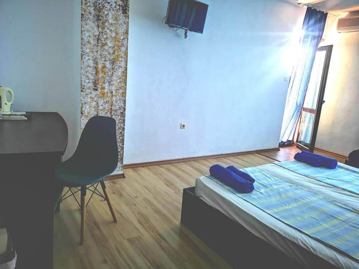 Paunovi Guest House Primorsko Exterior photo