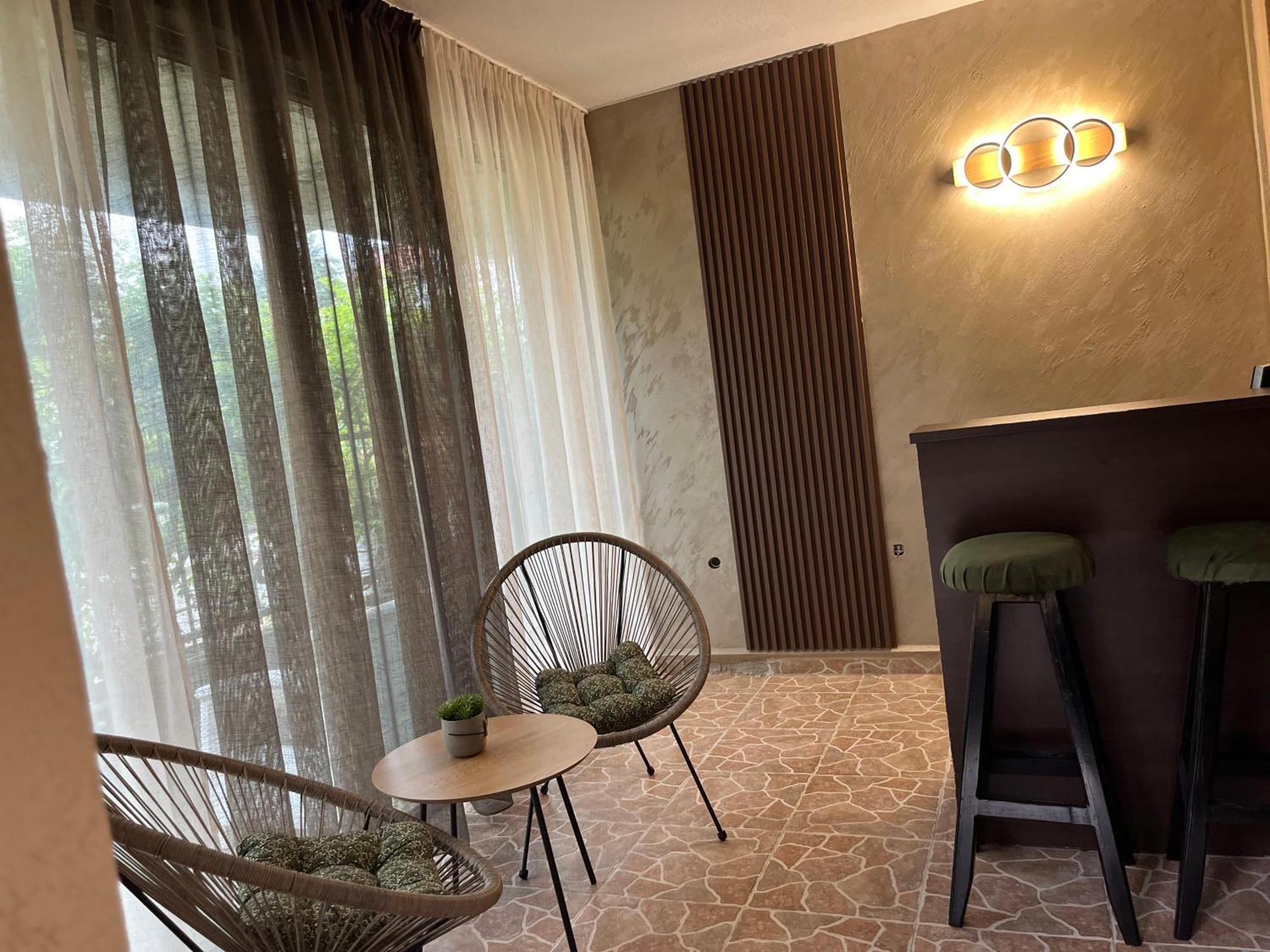 Paunovi Guest House Primorsko Exterior photo