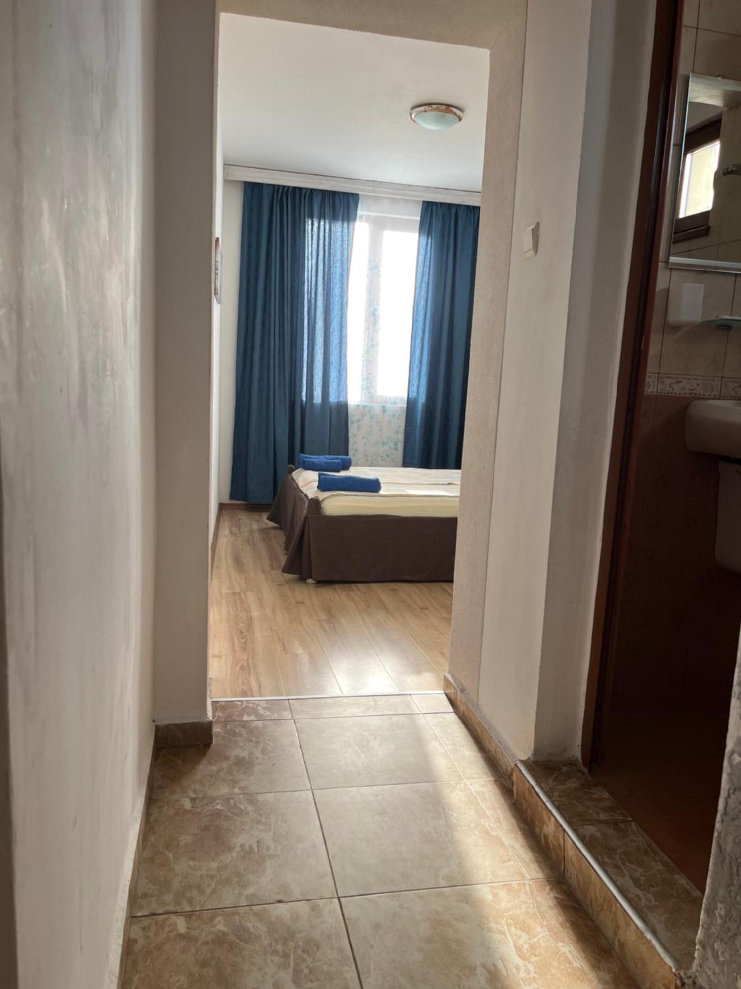 Paunovi Guest House Primorsko Exterior photo